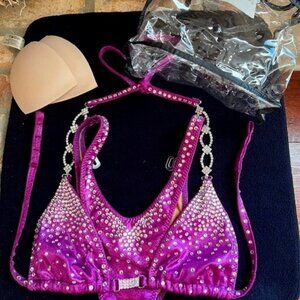 Figure Physique Bodybuilding Competition NPC Contest Posing Suit